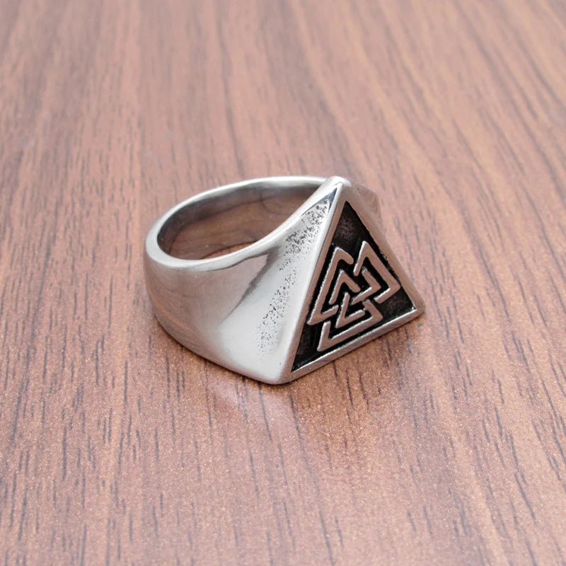 Vintage Ancient Valknut 316 Stainless Steel Triangle Viking Symbol Ring Nordic Runes Protection Signet Rings Pagan Jewelry