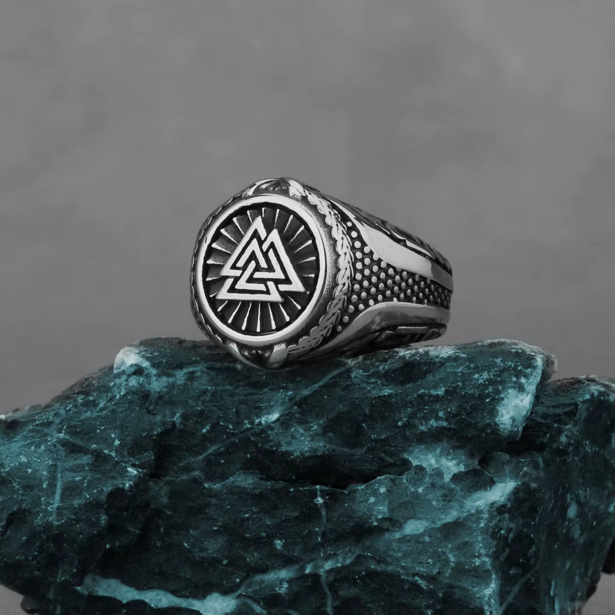 Stainless Steel Vintage Viking Norwegian Rune Ring Men'S Fashion Valknut Amulet Hip Hop Biker Ring Simple Jewelry Wholesale