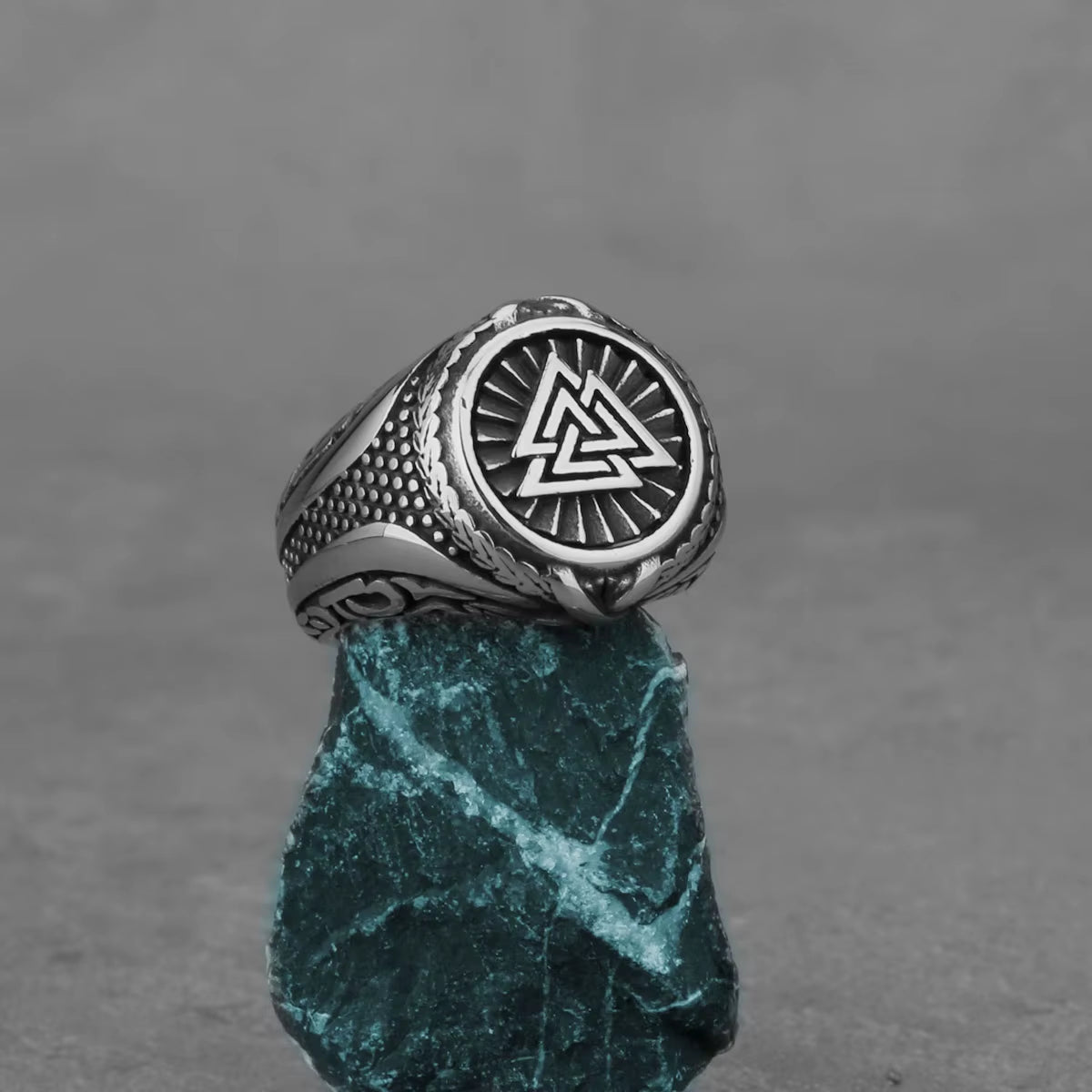 Stainless Steel Vintage Viking Norwegian Rune Ring Men'S Fashion Valknut Amulet Hip Hop Biker Ring Simple Jewelry Wholesale