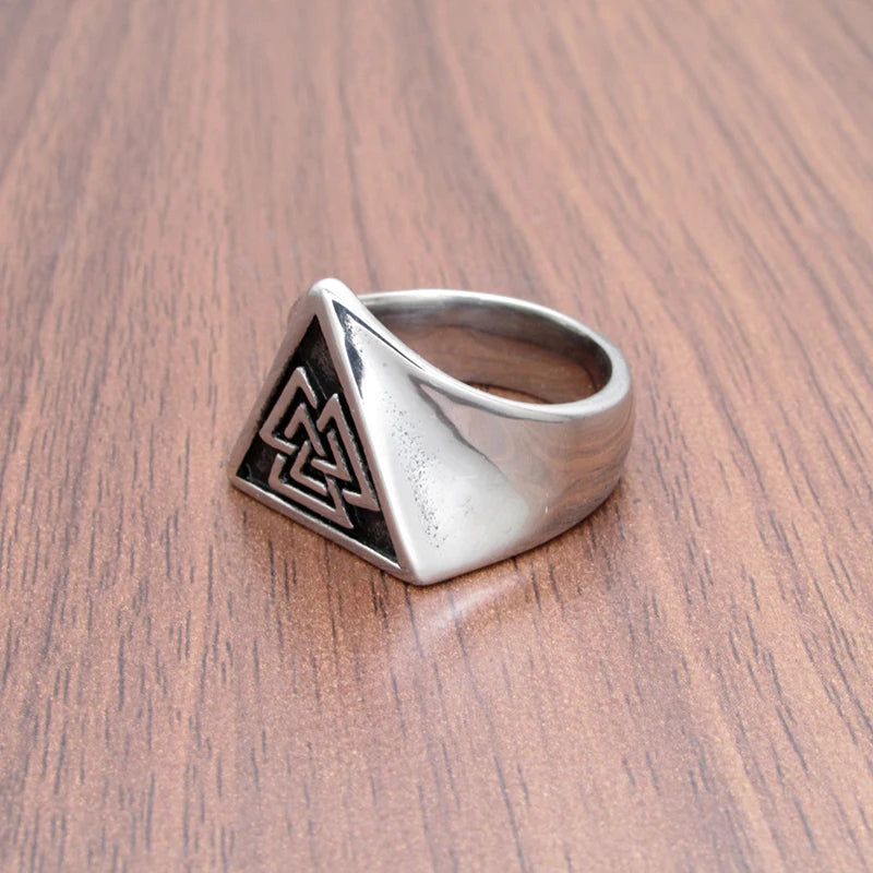 Vintage Ancient Valknut 316 Stainless Steel Triangle Viking Symbol Ring Nordic Runes Protection Signet Rings Pagan Jewelry